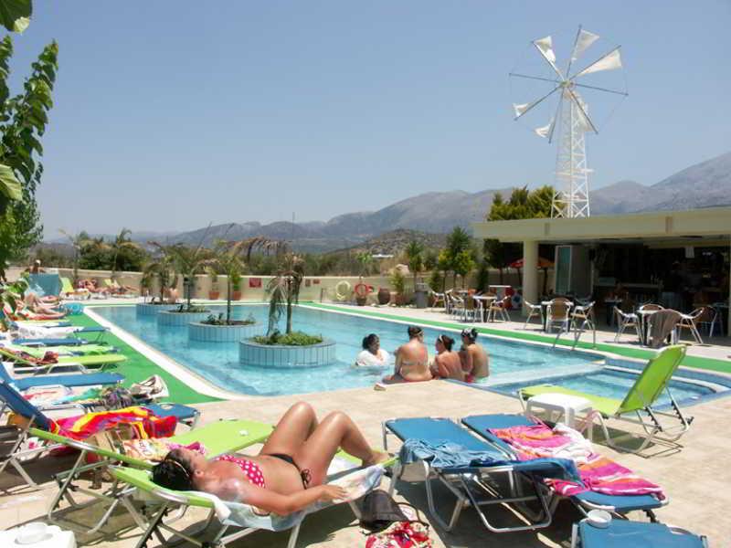 Nikos Hotel Mália Kültér fotó