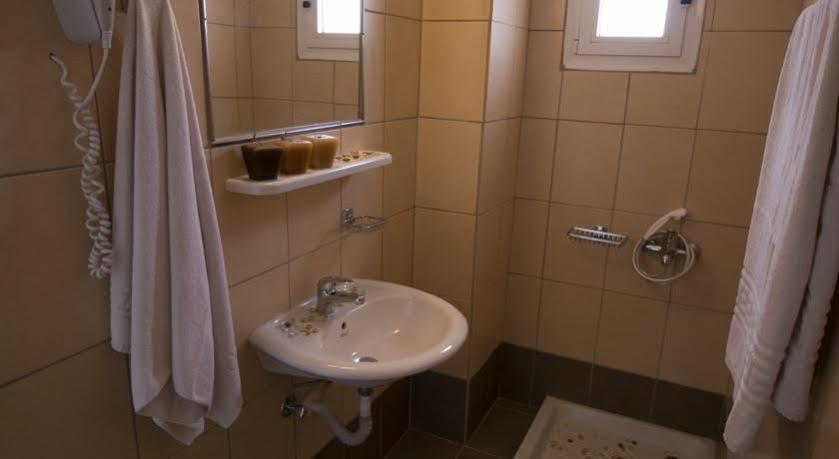 Nikos Hotel Mália Kültér fotó